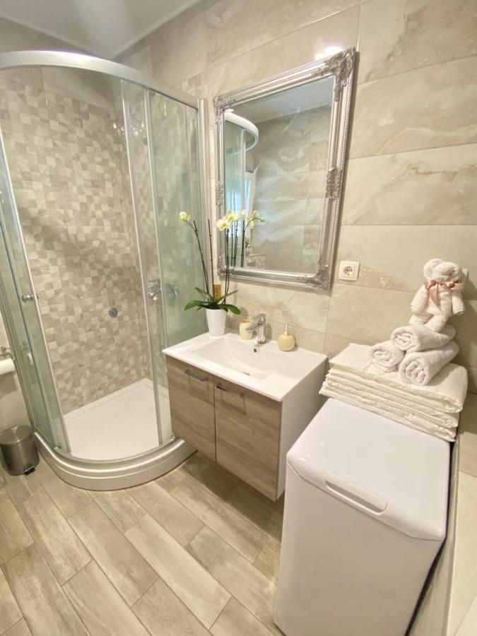 Apartment Davorka Макарска Екстериор снимка